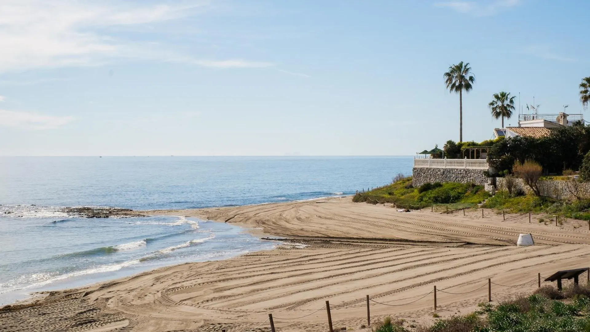 Villa La Dorada El Faro Holiday home